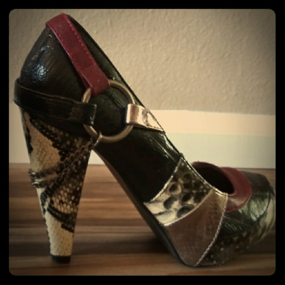 Bke heels